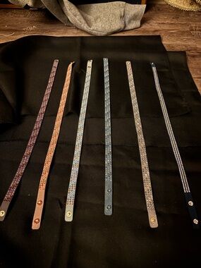 TCS Wrappedup Bundle of 6 wraps total. Selling as is -